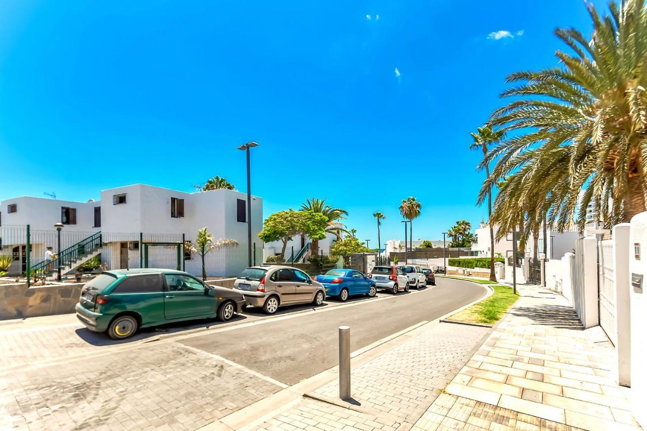 Apartment Near Playa De Las Americas With Wifi And Pool, Tenerife Sur Exteriér fotografie