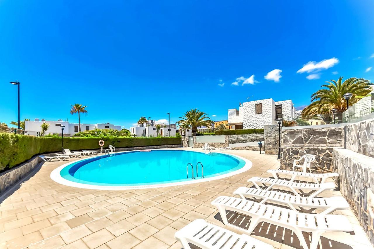 Apartment Near Playa De Las Americas With Wifi And Pool, Tenerife Sur Exteriér fotografie